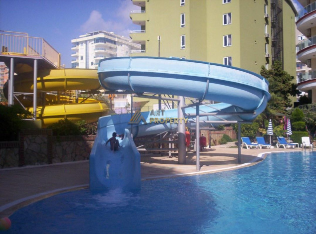 Пятикомнатная квартира большой площади на берегу моря в Махмутларе, 250 м2 - Ракурс 3