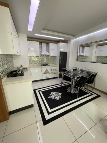 Меблированная двухкомнатная квартира с люксовой бытовой техникой в комплексе в районе Махмутлар, 55 м2 - Ракурс 4