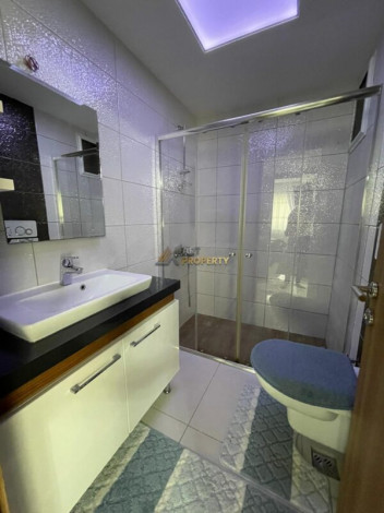 Меблированная двухкомнатная квартира с люксовой бытовой техникой в комплексе в районе Махмутлар, 55 м2 - Ракурс 6