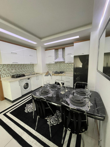 Меблированная двухкомнатная квартира с люксовой бытовой техникой в комплексе в районе Махмутлар, 55 м2 - Ракурс 7