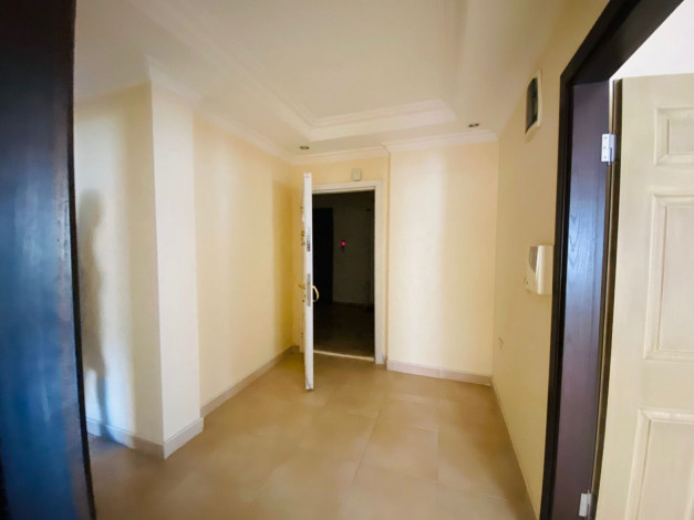 Меблированная трехкомнатная квартира в центре города в Аланье, 125 м2 - Ракурс 2