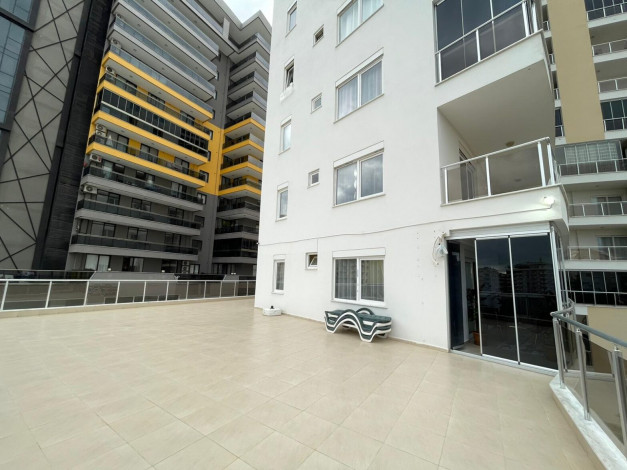 Меблированная трехкомнатная квартира в 400 метрах от Средиземного моря в районе Махмутлар, 110м2 - Ракурс 3