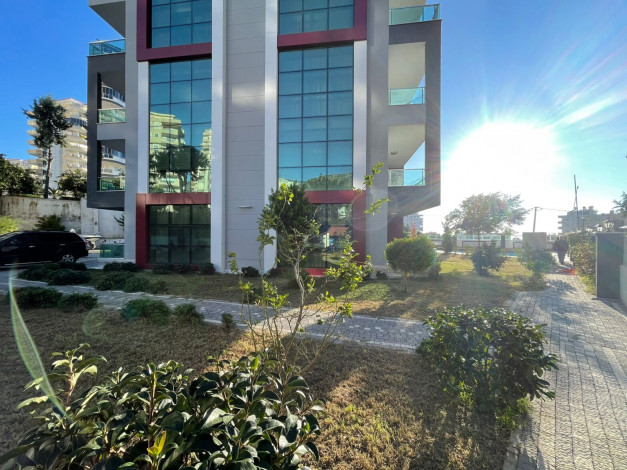 Полностью меблированные аппартаменты 3+1 в Махмутлар, 170 м2 - Ракурс 2