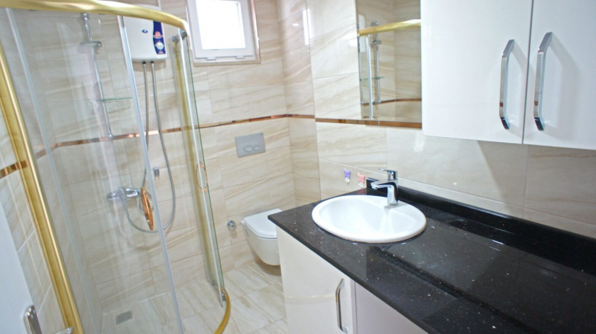 Уютная трехкомнатная квартира в центре Аланьи в районе пляжа Клеопатра, 85 м2 - Ракурс 11