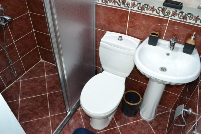 Четырехкомнатная квартира на улице Барбаросса района Махмутлар с частичным видом на море и горы, 130 м2 - Ракурс 24