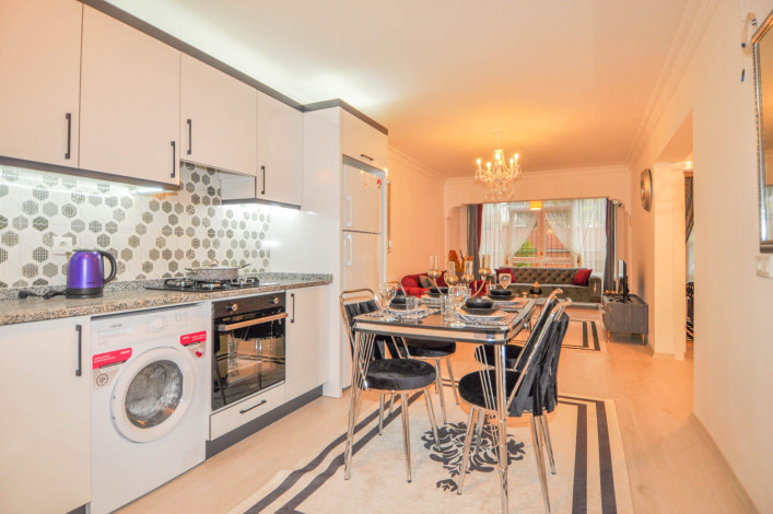 Трехкомнатная квартира с красивой мебелью в 250 метрах от моря в Махмутлар, 100 м2 - Ракурс 16