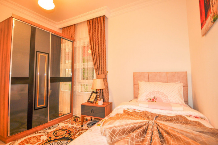 Трехкомнатная квартира с красивой мебелью в 250 метрах от моря в Махмутлар, 100 м2 - Ракурс 29