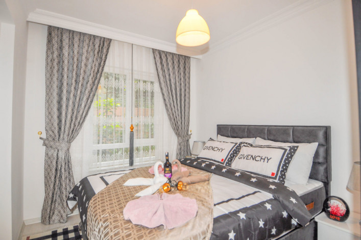 Трехкомнатная квартира с красивой мебелью в 250 метрах от моря в Махмутлар, 100 м2 - Ракурс 30