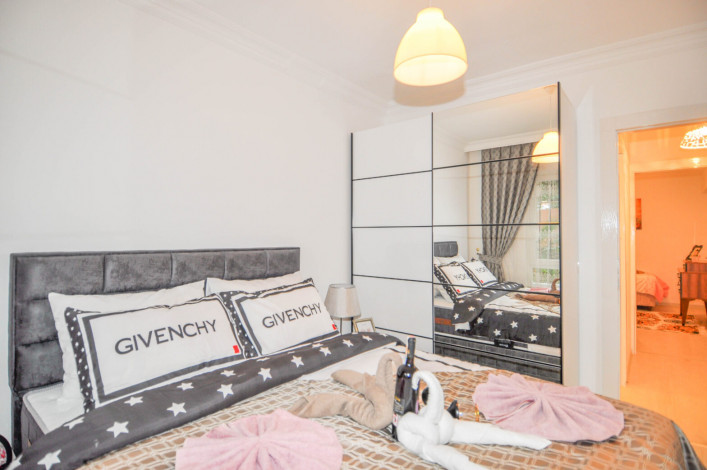 Трехкомнатная квартира с красивой мебелью в 250 метрах от моря в Махмутлар, 100 м2 - Ракурс 32