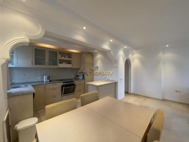 Меблированные трехкомнатные апартаменты в районе Тосмур, 125м - Ракурс 12