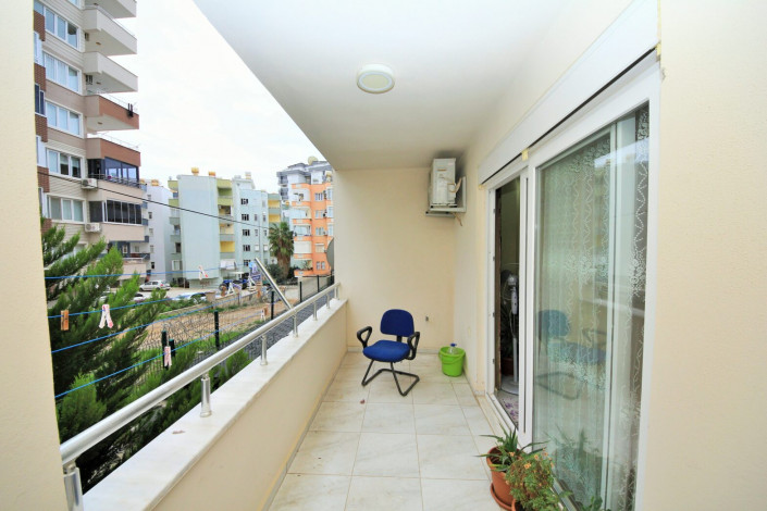 Меблированная двухкомнатная квартира с отдельной кухней в районе Махмутлар, 120м - Ракурс 22