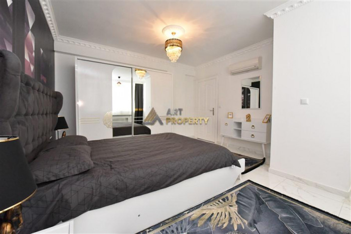 Меблированная трехкомнатная квартира в районе Махмутлар, 120м - Ракурс 3