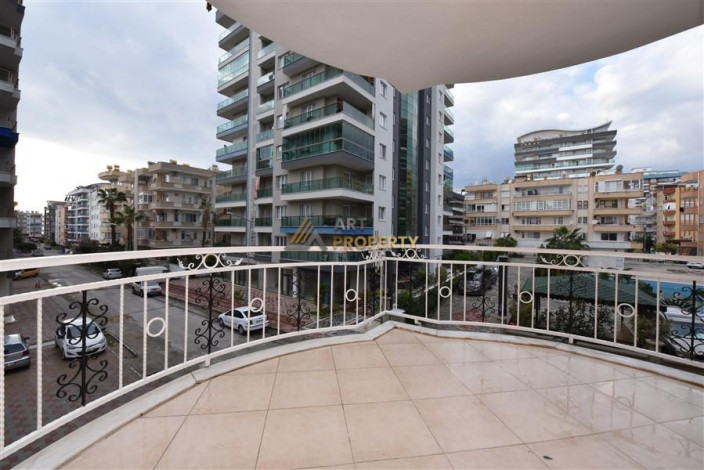 Меблированная трехкомнатная квартира в районе Махмутлар, 120м - Ракурс 21