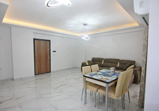 Квартира 1+1 с мебелью в самом центре Махмутлара, 60 м2 - Ракурс 2