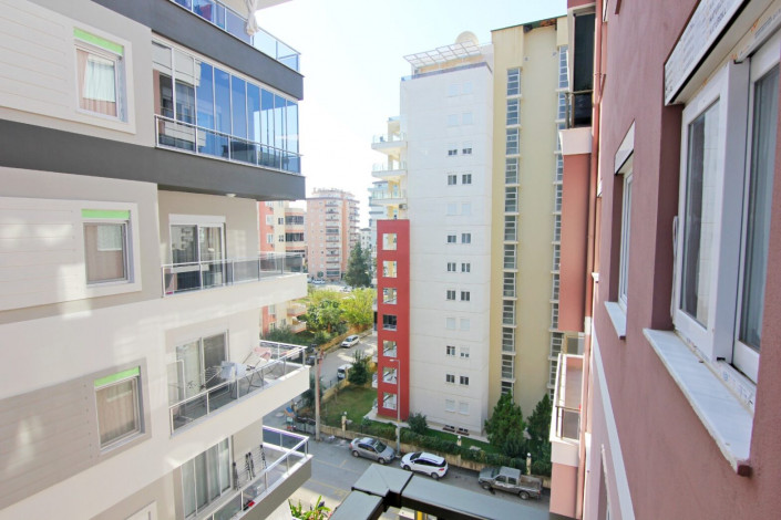 Квартира 1+1 с мебелью в самом центре Махмутлара, 60 м2 - Ракурс 10