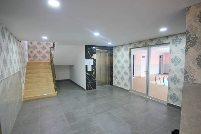 Квартира 1+1 с мебелью в самом центре Махмутлара, 60 м2 - Ракурс 24