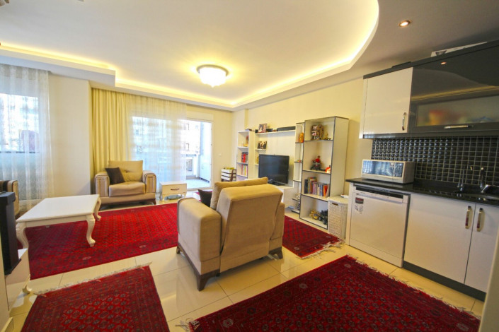 Квартира 1+1 в центральной части Махмутлара с отличной планировкой с мебелью, 70 м2 - Ракурс 10