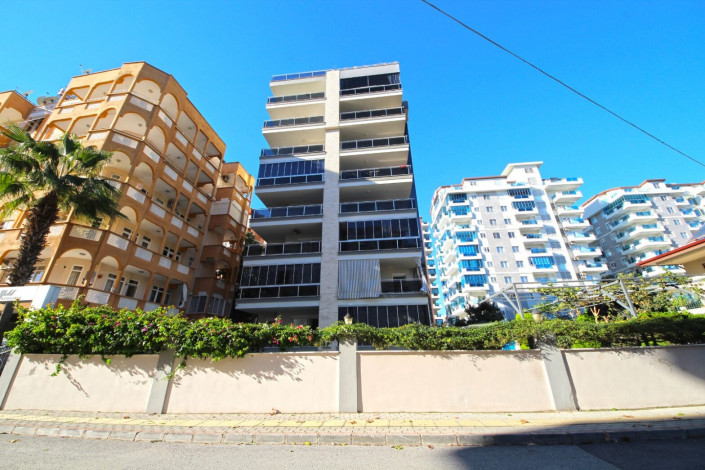 Квартира 1+1 в центральной части Махмутлара с отличной планировкой с мебелью, 70 м2 - Ракурс 23