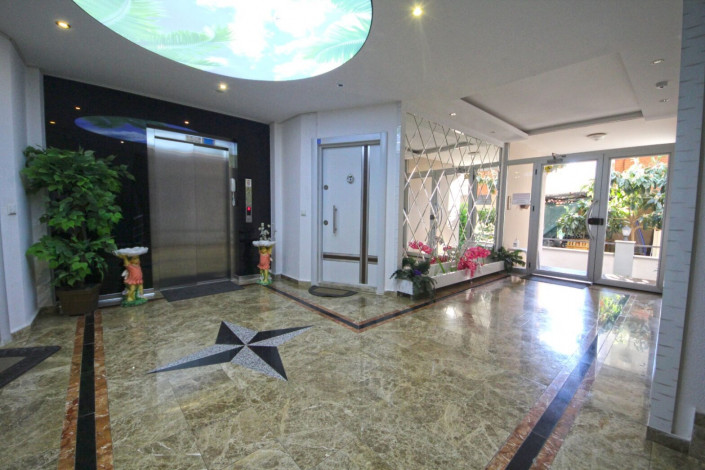 Квартира 1+1 в центральной части Махмутлара с отличной планировкой с мебелью, 70 м2 - Ракурс 26