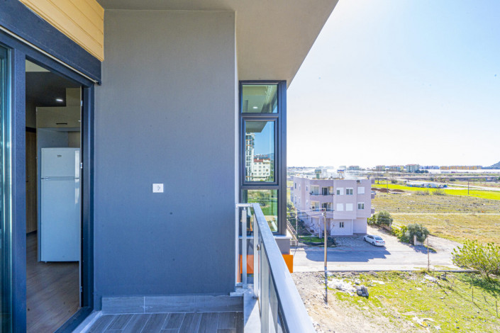 Квартира планировки 1+1 с новой мебелью по отличной цене в районе Газипаша, 45 м2 - Ракурс 12