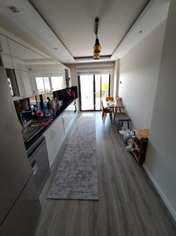 Квартира 4+1 с отдельной кухней в новом доме с развитой инфраструктурой, 180 м2 - Ракурс 34