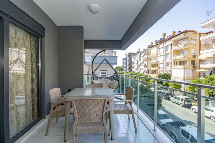 Квартира 2+1 с новой мебелью в самом центре Алании в новом доме с инфраструктурой, 100 м2 - Ракурс 27