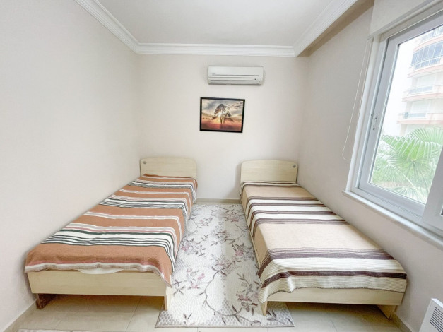 Полностью меблированная квартира 2+1 в районе Махмутлар, 110 м2 - Ракурс 3