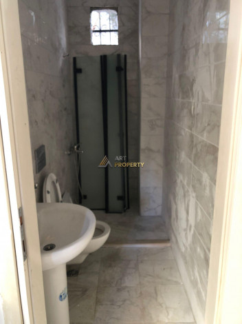 Большая по площади двухкомнатная квартира в центре Аланьи, 75 м2 - Ракурс 5