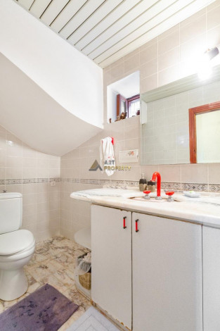 Дом с камином 3+1 с участком вдали от шума и суеты в горах Махмутлара, 260 м2 - Ракурс 28