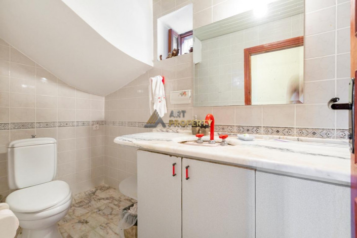 Дом с камином 3+1 с участком вдали от шума и суеты в горах Махмутлара, 260 м2 - Ракурс 29