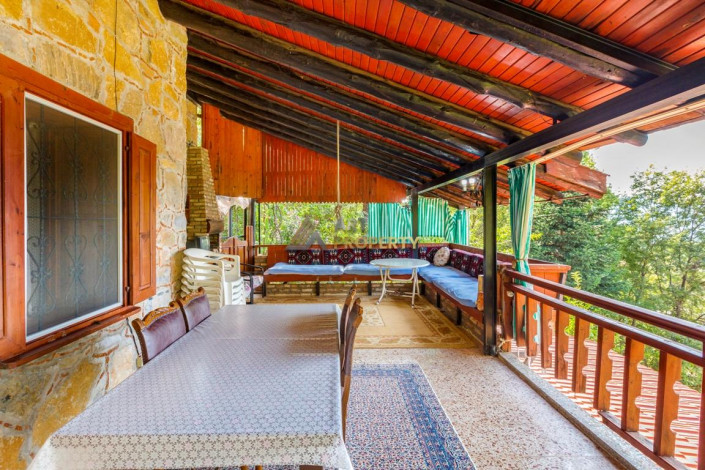 Дом с камином 3+1 с участком вдали от шума и суеты в горах Махмутлара, 260 м2 - Ракурс 36