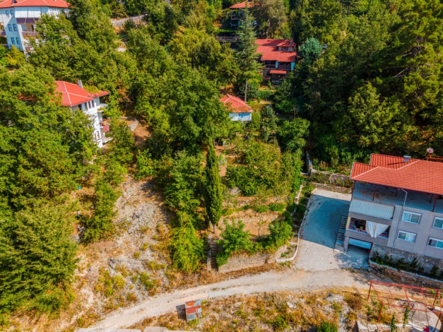 Дом с камином 3+1 с участком вдали от шума и суеты в горах Махмутлара, 260 м2 - Ракурс 59