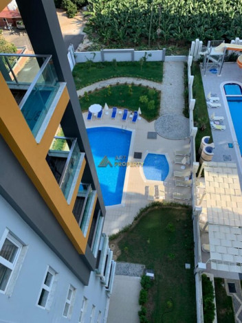 Квартира 1+1 с новой мебелью в Махмутларе, 55 м2 - Ракурс 3