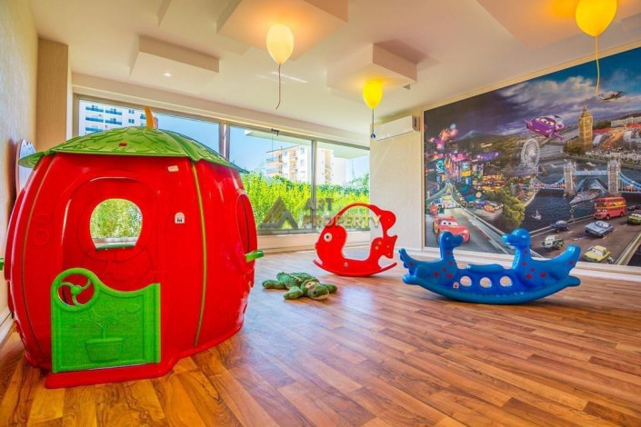 Квартира 1+1 с мебелью в комплексе на первой линии моря в Махмутларе, 66 м2 - Ракурс 23