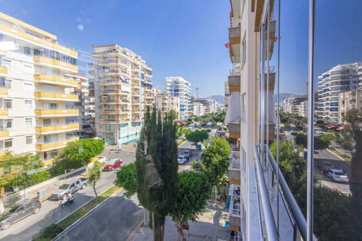 Квартира 3+1 с ремонтом в районе Махмутлар в комплексе на центральной улице, 130 м2 - Ракурс 12