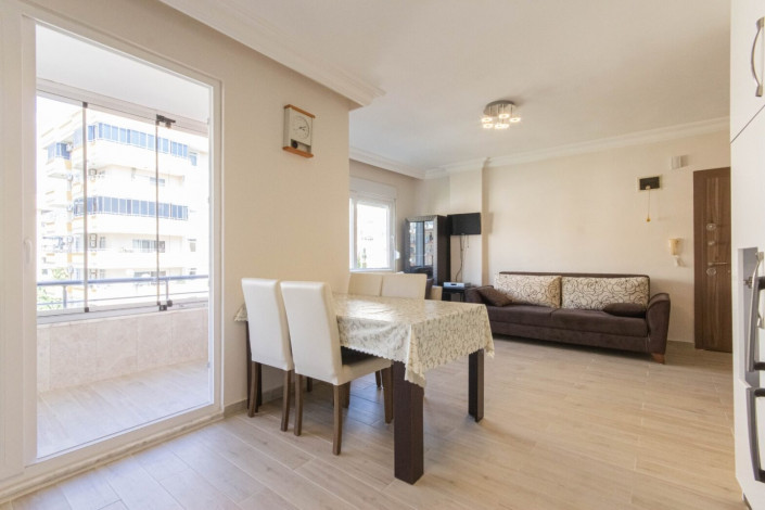 Квартира 3+1 с ремонтом в районе Махмутлар в комплексе на центральной улице, 130 м2 - Ракурс 21