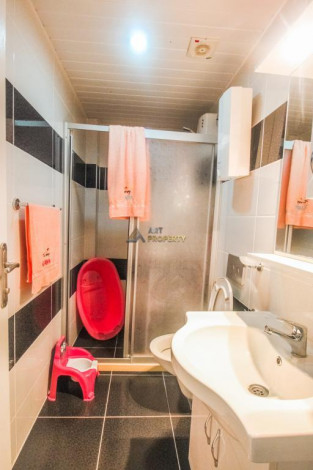 Срочная продажа квартиры 1+1 с мебелью в центре Махмутлара, 55 м2 - Ракурс 19