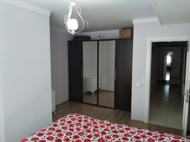 Трехкомнатная квартира с мебелью в районе Джикджили, 110 м2 - Ракурс 0