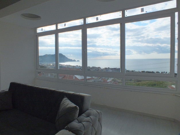 Квартира 2+1 в центральной части Алании с собственным садом и видом на море, 100 м2 - Ракурс 4