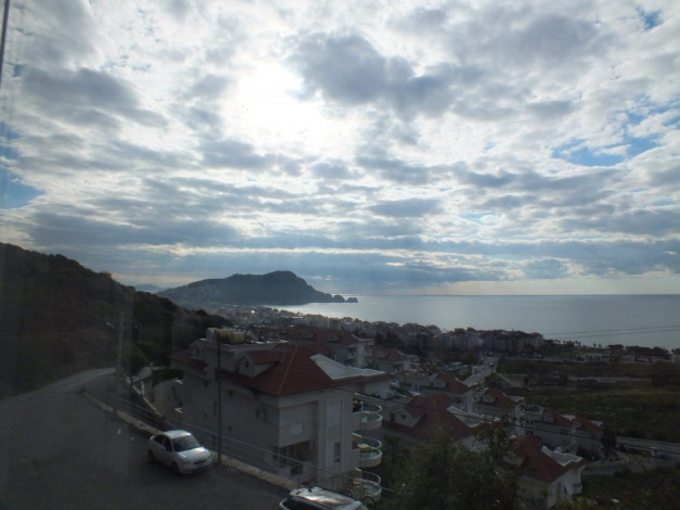 Квартира 2+1 в центральной части Алании с собственным садом и видом на море, 100 м2 - Ракурс 8