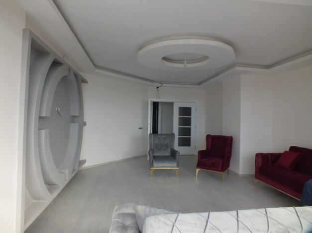 Квартира 2+1 в центральной части Алании с собственным садом и видом на море, 100 м2 - Ракурс 11