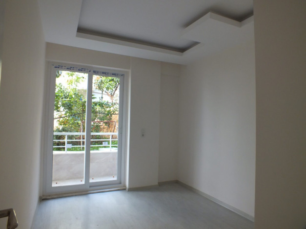 Квартира 2+1 в центральной части Алании с собственным садом и видом на море, 100 м2 - Ракурс 19