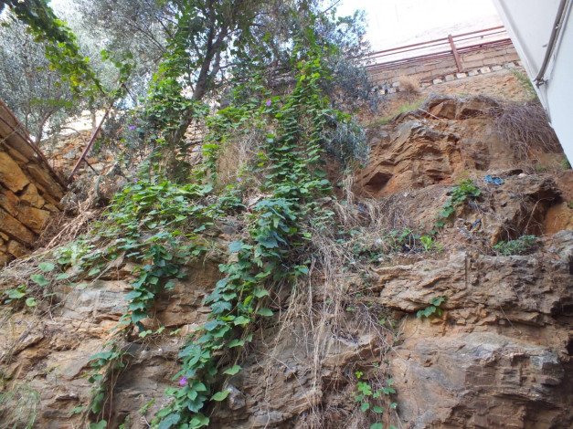 Квартира 2+1 в центральной части Алании с собственным садом и видом на море, 100 м2 - Ракурс 28