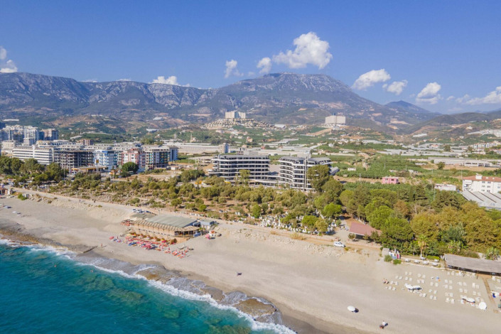 Просторная трехкомнатная квартира в шикарном комплексе в районе Каргыджак, 140 м2 - Ракурс 13