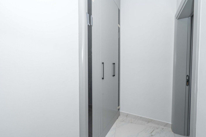 Просторная трехкомнатная квартира в шикарном комплексе в районе Каргыджак, 140 м2 - Ракурс 22