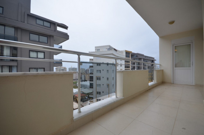 Квартира 2+1 с ремонтом и новой мебелью в Махмутларе, 100 м2 - Ракурс 19