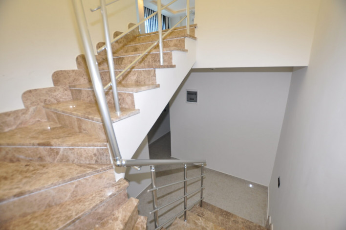 Четырехкомнатная квартира-дуплекс в одном из лучших комплексов Махмутлара, 165 м2 - Ракурс 10