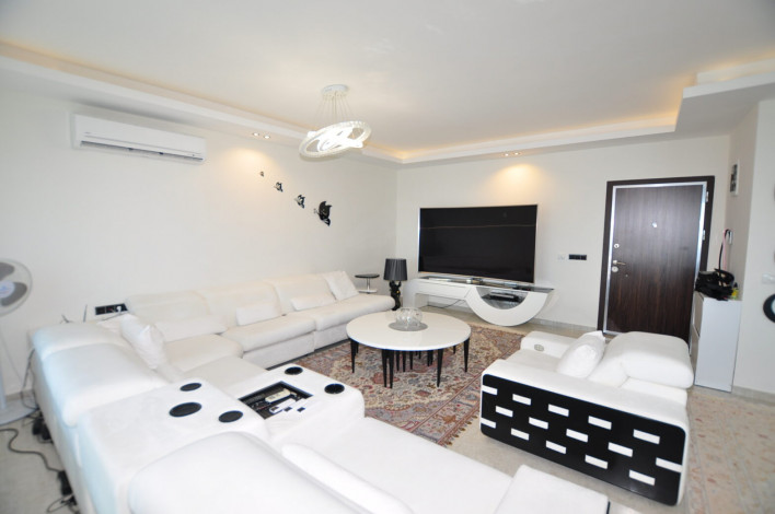 Четырехкомнатная квартира-дуплекс в одном из лучших комплексов Махмутлара, 165 м2 - Ракурс 31