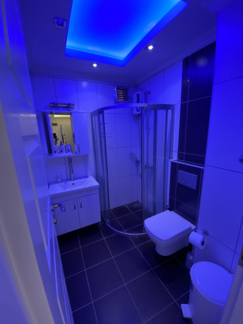 Трехкомнатная меблированная квартира в Махмутлар, 110 м2 - Ракурс 3