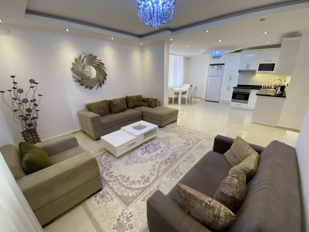 Трехкомнатная меблированная квартира в Махмутлар, 110 м2 - Ракурс 4